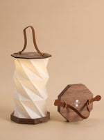 Sladdlös campinglampa och lykta med träbas – Smart Camping tillbehör för husbil och husvagn