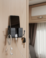 Hållare för mobiltelefon, fjärrkontroll och nycklar monterad i husbil – smart väggförvaring för husvagn
